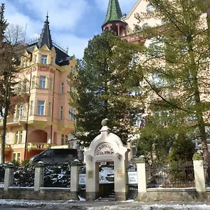 Hotell Lazensky Smetana, Karlovy Vary